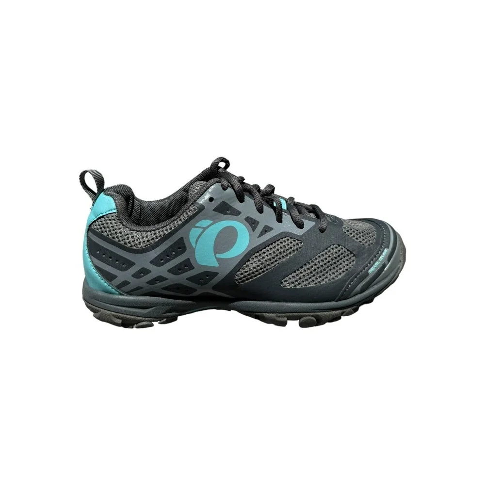 Pearl Izumi Cycling Shoes Size 39 No Box